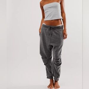 FREE PEOPLE Day Off Fleece Joggers In Gray Pockets Oversized Lounge Size XL